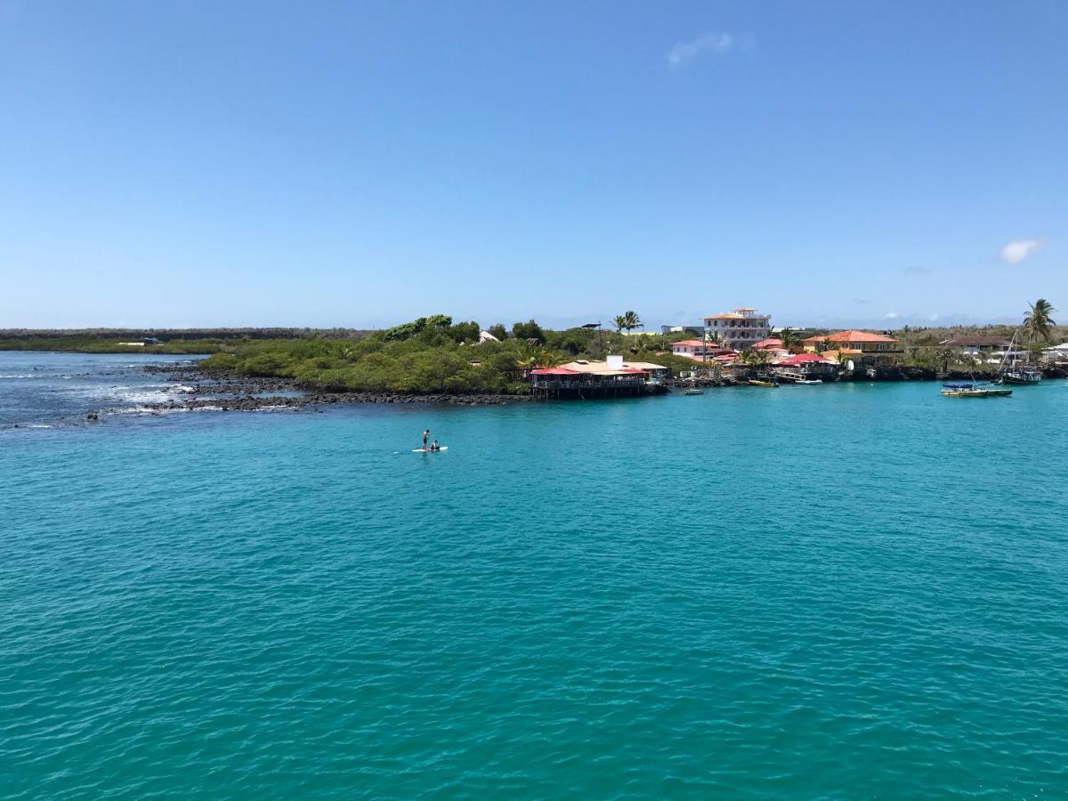 Hotel Angermeyer Waterfront Inn Пуэрто-Айора Экстерьер фото